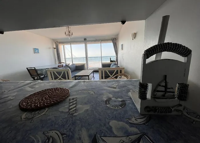 T3 Avec Balcon Et Parking, A Deux Pas De La - Fr-1-197-182 公寓 莱萨布勒-多洛讷